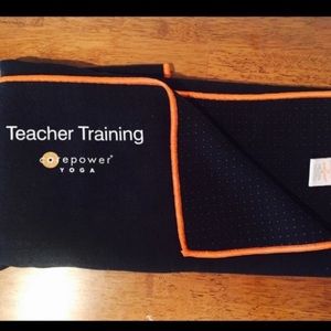 Mandela Yogi Toes Towel for yoga mat